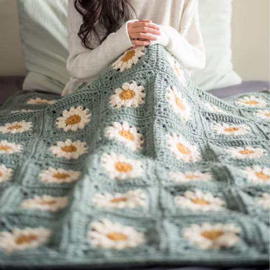 Cozy Daisy Blanket